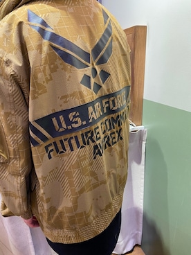 「アイテム（ミリタリージャケット）」を使った、Y.ushiyamaさん（メンズ・165cm）の春コーディネート