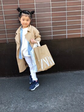 「アイテム（トレンチコート）」を使った、sayahanaさん（キッズ・100cm）の春コーディネート