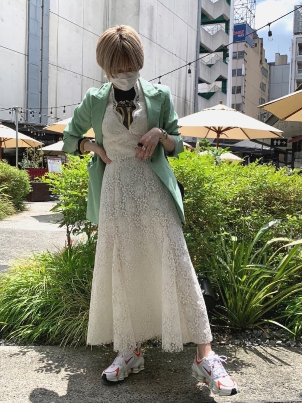 「夏コーデ、大人コーデ、古着、ハーレーダビッドソン、高身長女子、レース、リネンジャケット、古着MIX」｜「VINTAGEのアイテム（ドレス、ホワイト系）」を使った、YUKINOさん（レディース・170cm）の夏コーディネートの1枚目の写真
