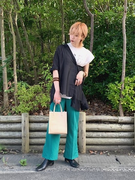 「LOWRYS FARM（ローリーズファーム）のウッドバングル　880326（バングル/リストバンド）」を使った、YUKINOさん（レディース・170cm）の夏コーディネート