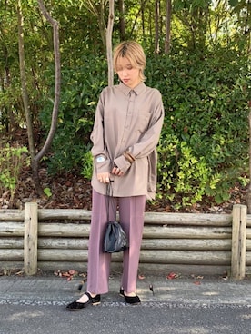 「LOWRYS FARM（ローリーズファーム）のウッドバングル　880326（バングル/リストバンド）」を使った、YUKINOさん（レディース・170cm）の秋コーディネート