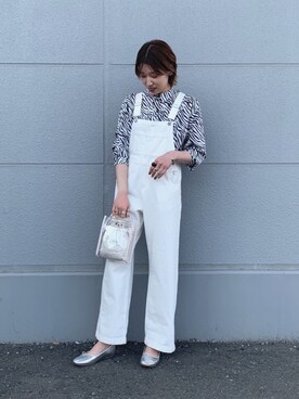 「春めきシューズ」｜「アイテム（オールインワン・サロペット）」を使った、YUKINOさん（レディース・170cm）の春コーディネート