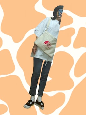「Abercrombie&Fitch（アバークロンビーアンドフィッチ）のアイテム（パンツ）」を使った、maruko824さん（レディース・164cm）の春コーディネート