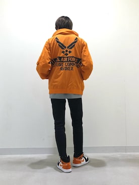 「アイテム（ミリタリージャケット、オレンジ系）」を使った、ふく。さん（メンズ・175cm）の冬コーディネート