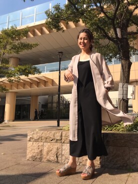 「ガウン」｜「アイテム（つなぎ/オールインワン）」を使った、maichiさん（レディース・160cm）の春コーディネート