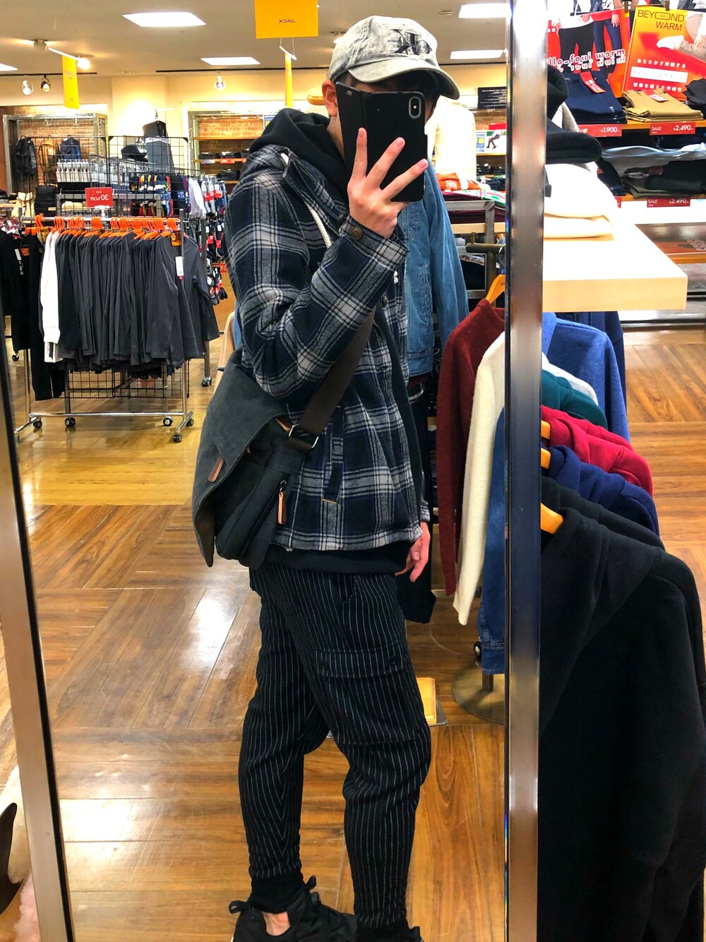 「J.FERRYのアイテム（ジャケット/アウター、ブラック系）」を使った、tetuyaさん（メンズ・168cm）の冬コーディネートの1枚目の写真