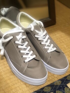 「PUBLIC TOKYO（パブリックトウキョウ）のアイテム（スニーカー）」を使った、れいじさん（メンズ・180cm）の冬コーディネート