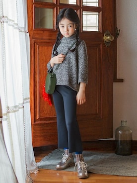 「アイテム（ショルダーバッグ）」を使った、ILOVEJさん（キッズ・120cm）の秋コーディネート