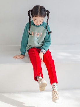 「おでかけ」｜「アイテム（スウェット）」を使った、ILOVEJさん（キッズ・120cm）の冬コーディネート