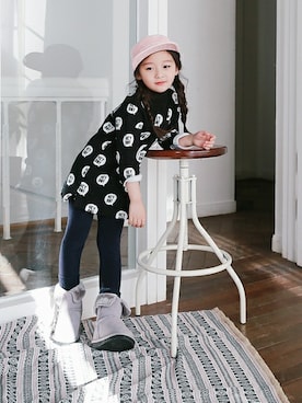 「アイテム（ブーツ）」を使った、ILOVEJさん（キッズ・120cm）の冬コーディネート