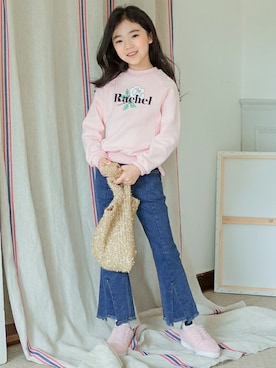 「アイテム（スウェット、ピンク系）」を使った、ILOVEJさん（キッズ・120cm）の冬コーディネート