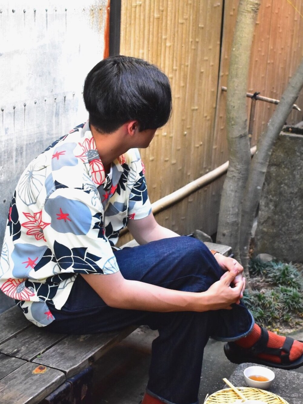 「TIGRE BROCANTEのアイテム（トップス、その他）」を使った、yusuke.Mさん（メンズ・176cm）の夏コーディネートの1枚目の写真