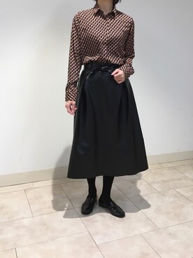 「NARACAMICIE（ナラカミーチェ）のアイテム（スカート、ブラック系）」を使った、mikuさん（レディース・172cm）の冬コーディネート