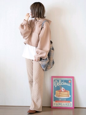 「アイテム（パーカー）」を使った、Megchuさん（レディース・155cm）の冬コーディネート