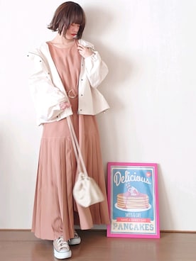 「巾着バッグ」｜「アイテム（マウンテンパーカー）」を使った、Megchuさん（レディース・155cm）の冬コーディネート