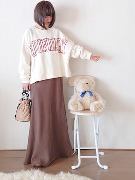 「ISOOK（アイスー）のアイテム（スカート）」を使った、Megchuさん（レディース・155cm）の春コーディネート