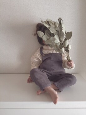 「ケーブルニット」｜「アイテム（サロペット/オーバーオール）」を使った、moch____さん（キッズ・90cm）の冬コーディネート