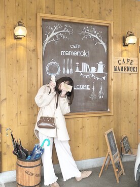 「カフェ」｜「アイテム（その他アウター）」を使った、runaさん（レディース・157cm）の春コーディネート