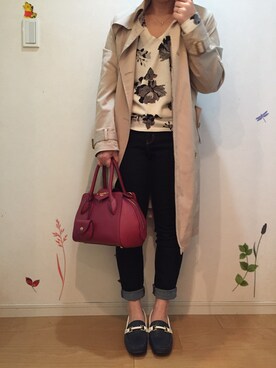 「フラワープリント」｜「アイテム（トレンチコート）」を使った、みのこさん（レディース・153cm）の春コーディネート