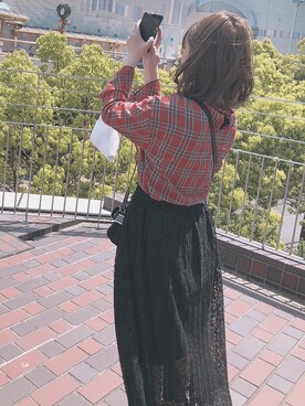 「usedのアイテム（シャツ/ブラウス、レッド系）」を使った、aYaさん（レディース・155cm）の夏コーディネート