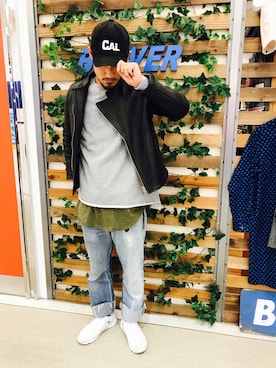 「Gramicci（グラミチ）のアイテム（スウェット）」を使った、Chijiさん（メンズ・171cm）の秋コーディネート