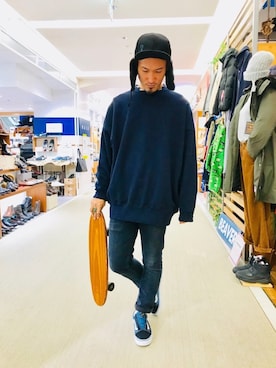 「is-ness（イズネス）のアイテム（スウェット）」を使った、Chijiさん（メンズ・171cm）の秋コーディネート