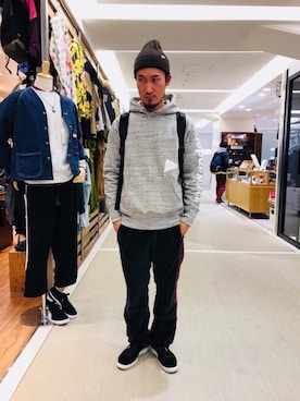 「and wander（アンドワンダー）のアイテム（パーカー）」を使った、Chijiさん（メンズ・171cm）の冬コーディネート