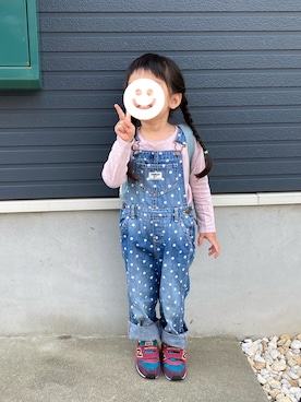 「おさげ」｜「アイテム（オールインワン・サロペット）」を使った、どんさんさん（キッズ・90cm）の秋コーディネート