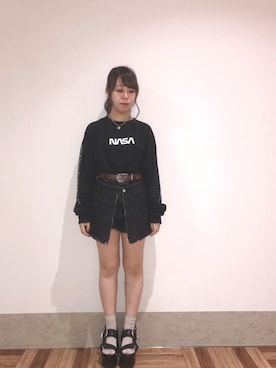 「NASA（ナサ）のアイテム」を使った、MIZUSHINAさん（レディース・152cm）の秋コーディネート