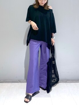 「パープル×黒」｜「アイテム（Tシャツ/カットソー）」を使った、namikaさん（レディース・158cm）の春コーディネート