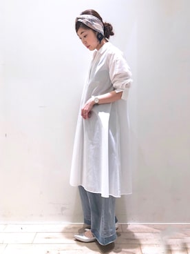 「シルバーシューズ」｜「アイテム（シャツワンピース）」を使った、sakiyoさん（レディース・161cm）の冬コーディネート