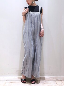 「YECCA VECCA（イェッカヴェッカ）のアイテム（オールインワン・サロペット）」を使った、sakiyoさん（レディース・161cm）の春コーディネート