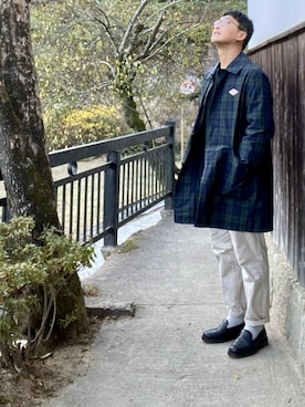 「DANTON（ダントン）のアイテム（ステンカラーコート）」を使った、おくださんさん（メンズ・174cm）の冬コーディネート