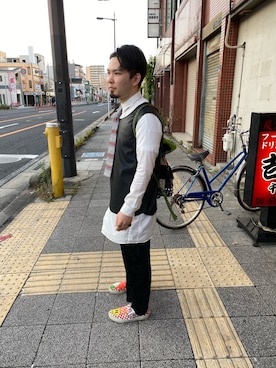 「アイテム（スリッポン）」を使った、shin_@さん（メンズ・170cm・20代）の秋コーディネート