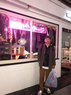 「ACG（エィシージー）のアイテム（トップス、ホワイト系）」を使った、Tetsuさん（メンズ・166cm）の冬コーディネート