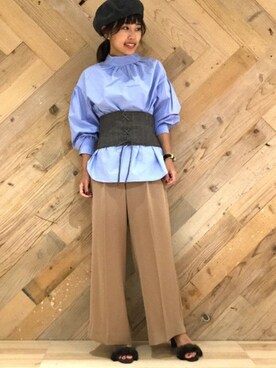 「アイテム（その他トップス、ブラウン系）」を使った、JOURNAL STANDARD relume　ルクア イーレ店さん（レディース・157cm）の秋コーディネート