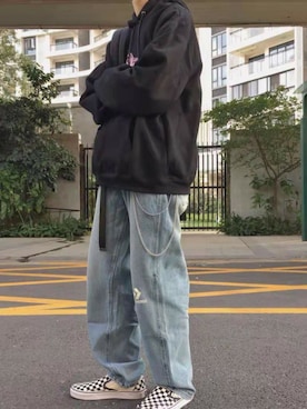 「CONVERSE（コンバース）のアイテム（デニムパンツ）」を使った、leaoさん（メンズ・183cm）の春コーディネート