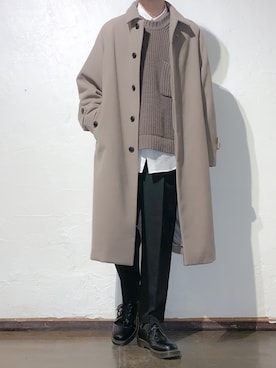 「黒パンツ」｜「アイテム（ステンカラーコート）」を使った、こーきさん（メンズ・172cm）の冬コーディネート