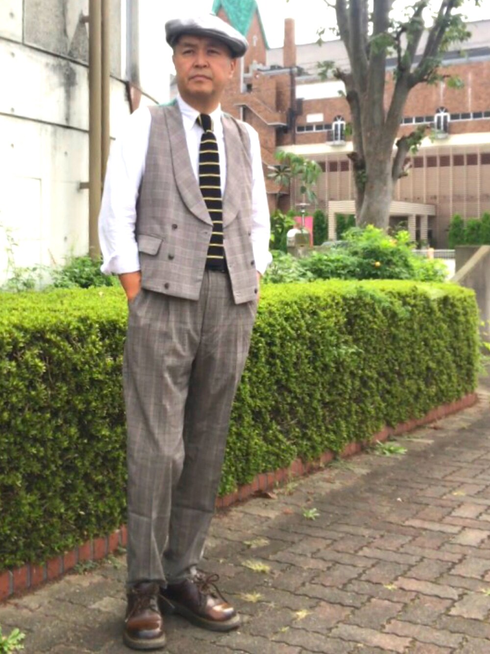 「トラッド、キャスケット、ウエストコート、ウインドペン、ニットタイ」｜「我が娘ヤンヤン(о´∀`о)のアイテム（その他、その他）」を使った、でゑさん（メンズ・175cm）の夏コーディネートの1枚目の写真