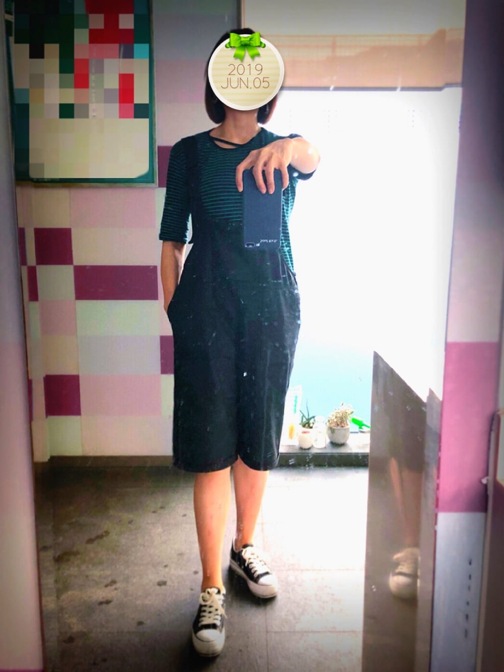 「VINTAGE、overall」｜「DESIGNERSのアイテム（つなぎ/オールインワン、ブラック系）」を使った、桃猪🍑さん（レディース・165cm）の夏コーディネートの1枚目の写真