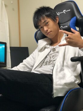 「improves（インプローブス）のアイテム（パーカー）」を使った、Happy♪たつくさん（メンズ・170cm）の秋コーディネート