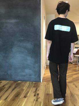「チャックテイラー」｜「アイテム（スラックス）」を使った、shinchanaさん（メンズ・175cm）の夏コーディネート