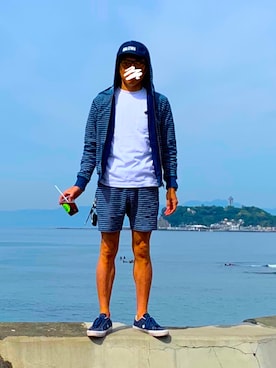 「AZUL by moussy（アズールバイマウジー）のアイテム（パーカー）」を使った、LIFEさん（メンズ・170cm）の夏コーディネート