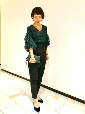 「袖ボリューム」｜「アイテム（財布/小物）」を使った、SATOKO MURAIさん（レディース・163cm）の冬コーディネート