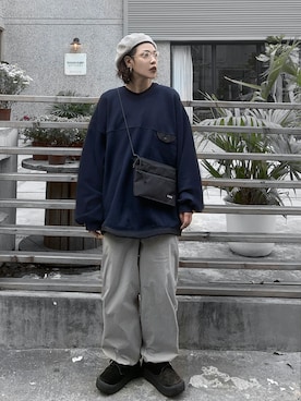 「LMCのアイテム（その他トップス）」を使った、男爺さん（レディース・171cm）の春コーディネート