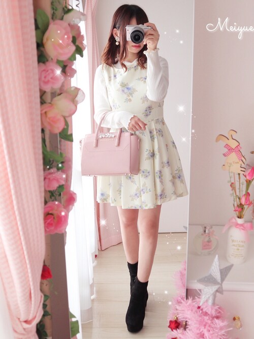 美月 𝑚𝑒𝑖𝑦𝑢𝑒 Dazzlinのワンピースを使ったコーディネート Wear