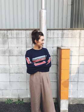 「Ungrid（アングリッド）のCollegedaleロゴロングスリーブTee（Tシャツ/カットソー）」を使った、福本 茉以さん（レディース・160cm）の秋コーディネート