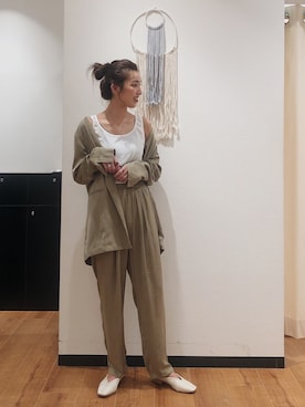 「Ungrid（アングリッド）のアイテム（ノーカラージャケット）」を使った、福本 茉以さん（レディース・160cm）の冬コーディネート