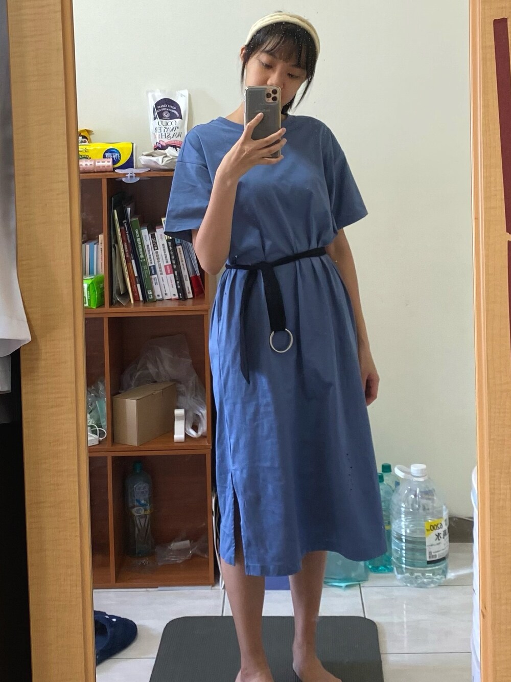 「home style、CHILL、cozy」｜「UNIQLOのアイテム（ルームワンピース、ブルー系）」を使った、咪さん（レディース・170cm）の夏コーディネートの1枚目の写真