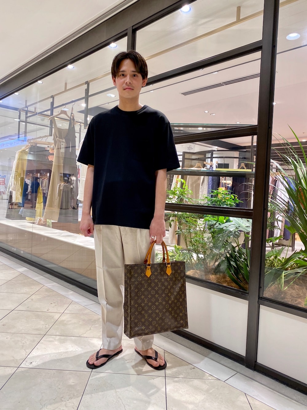 【コーデの主役に♡】Louis Vuitton トートバッグ 20200522211624869_1000.jpg